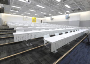 Lecture hall seating LS 420 4